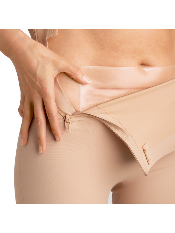 Plaster silikonowy prostokątny na bliznę po cesarskim cięciu Amoena 011 Square 2 szt.