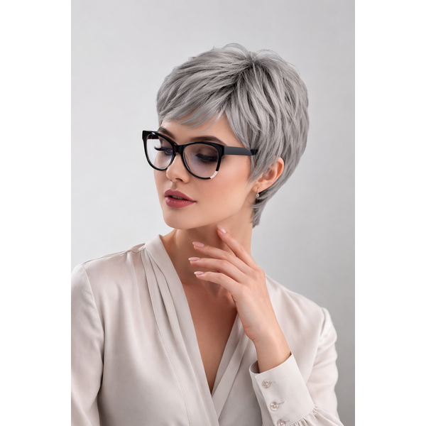 Krótka peruka siwe włosy po chemioterapii Semida Zuza 51/60